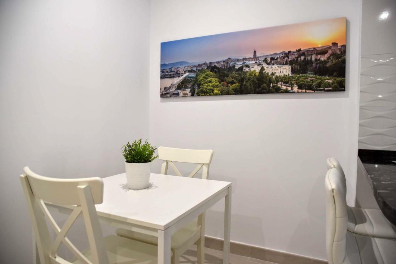 Cozy Apartment City Center Málaga Eksteriør billede